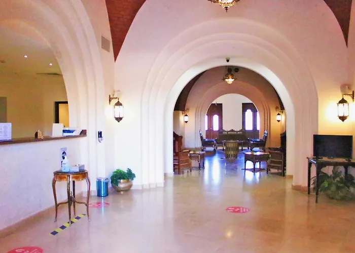 Rohanou Üdülőközpont 4*