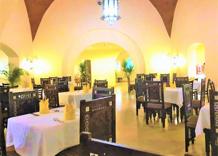 Rohanou Üdülőközpont 4*
