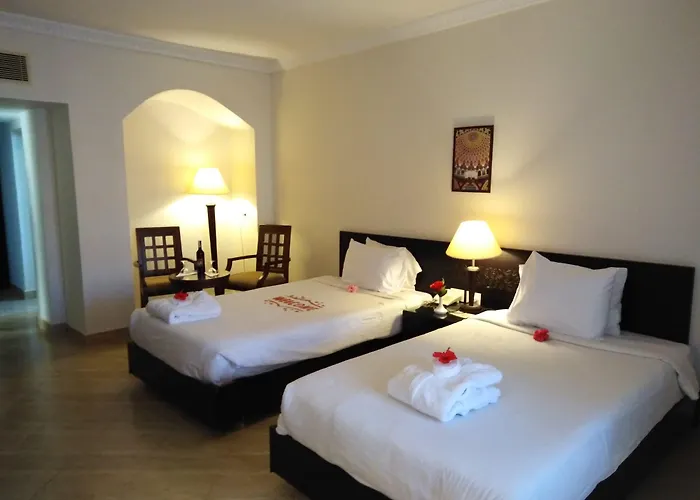 Üdülőközpont Rohanou 4*